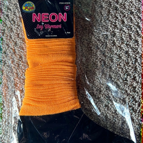 Neon leg warmers orange size 3@ up - Picture 1 of 6
